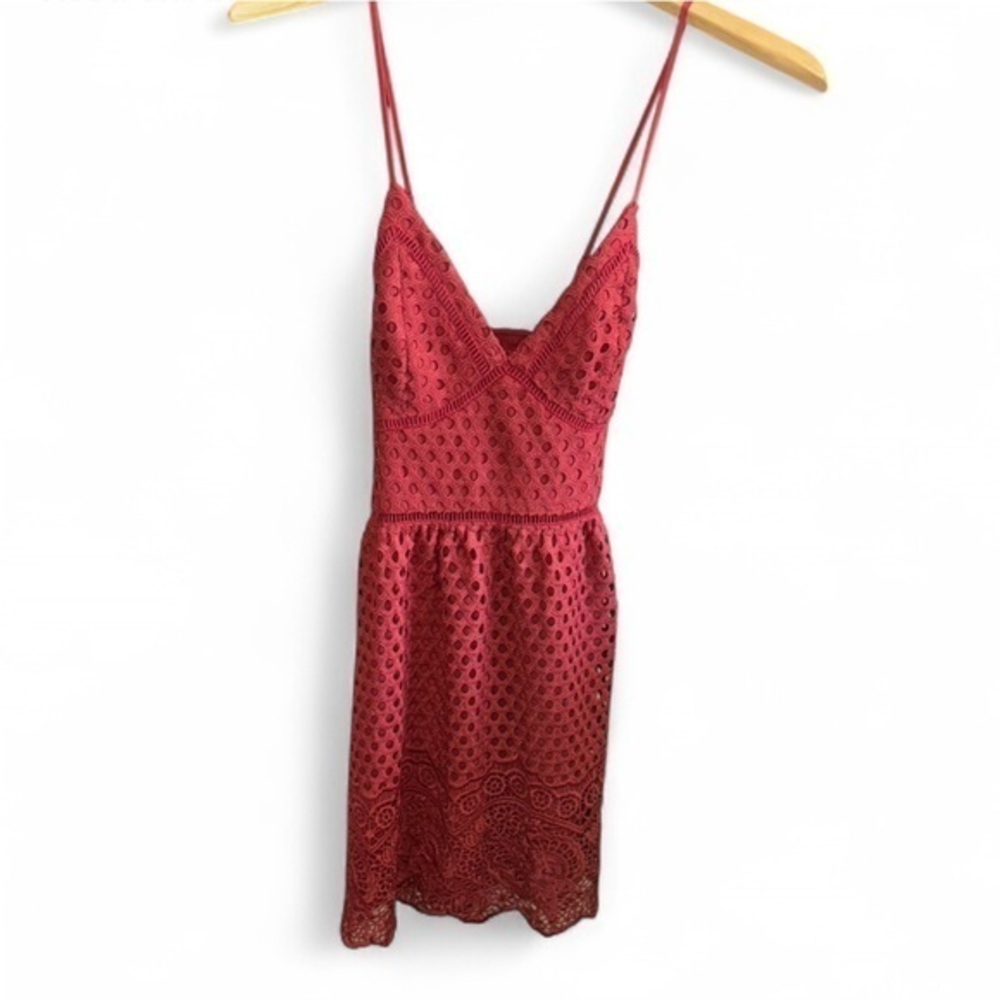 Maroon Lace Spaghetti Criss Cross Strap Dress Women’s Small Boho Festival Vibes